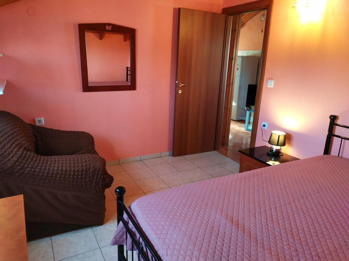 Noufara Apartments Nea Mesangala Room photo
